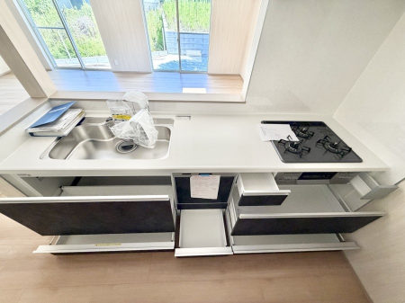 �L�b�`���@A����  ���Ƒ����J��[�߂�A������̂���L�b�`��