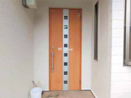 ���ց@�O��