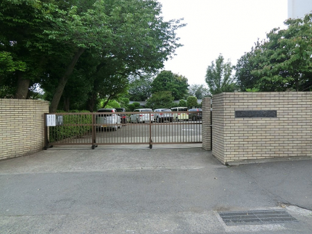 ���ӊ��@���w�Z 700m ����s���䏊�����w�Z